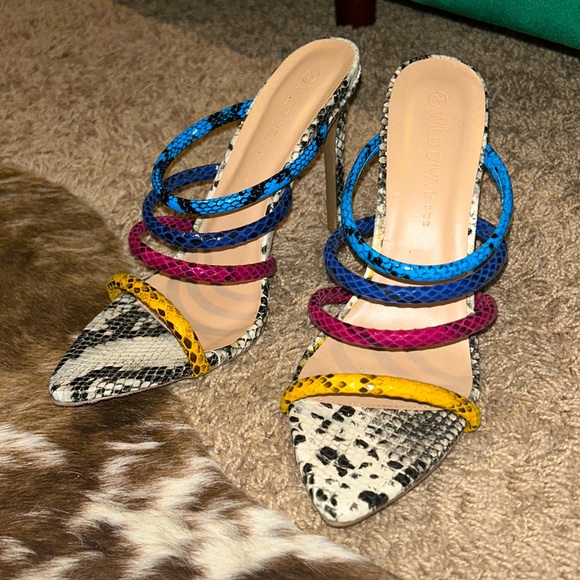 Wild Diva Shoes - wild diva strappy colorful snake skin heel